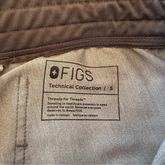 FIGS Zamora Jogger Graphite Scrub Pants PO1670 - Picture 8 of 14
